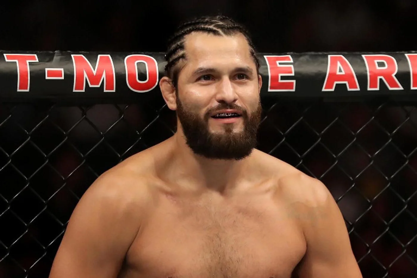 Масвидаль раскритиковал UFC из-за ситуации с Арманом Царукяном